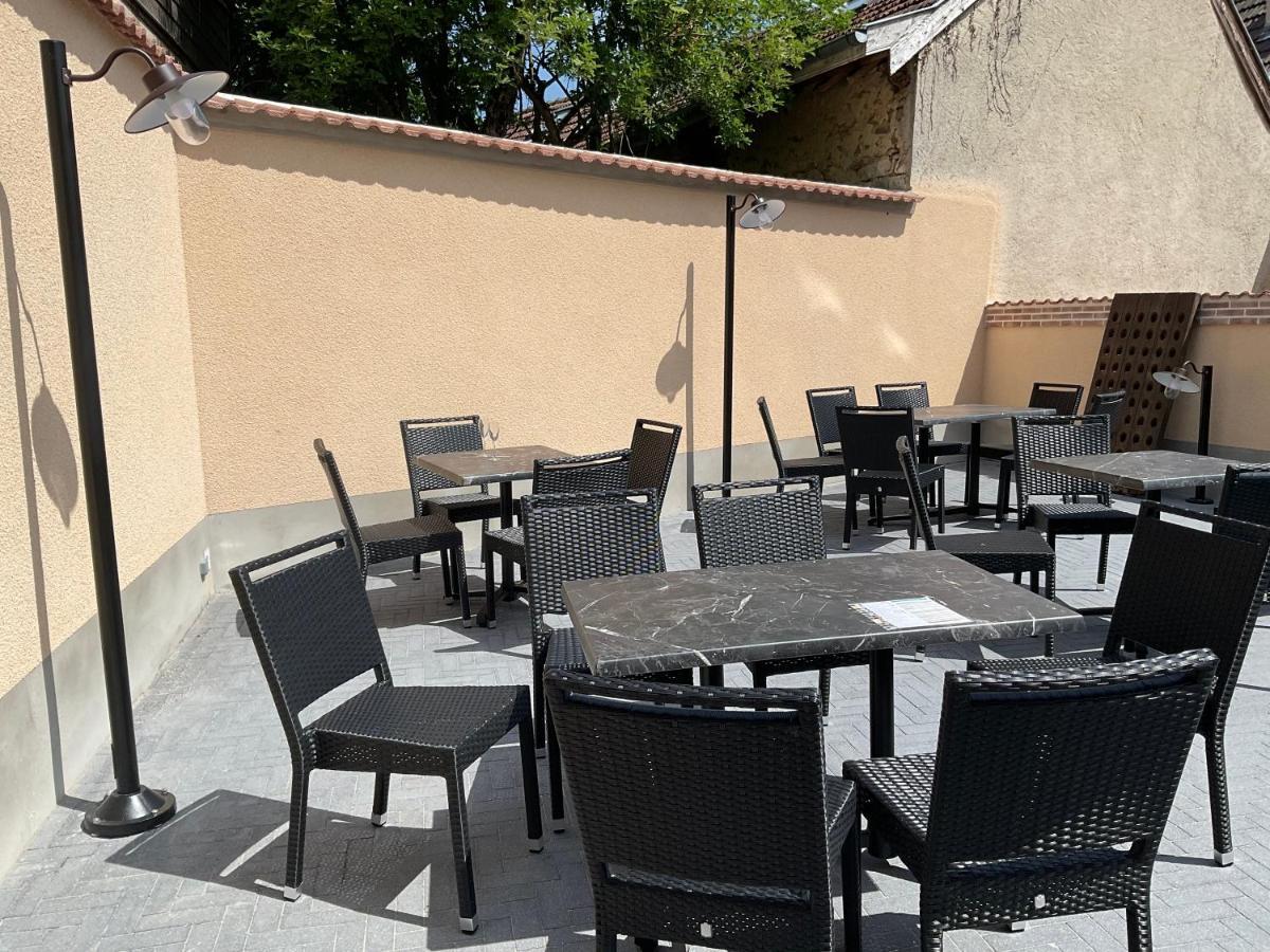 Les Loges Du Theatre Degustation Champagne Offerte Jacuzzi Sauna Jeux Velos Maison Prive 150M2 Historique 14Pers Max Emplacement Exceptionnel Et Chic, 200M De L'Avenue De Champagne, Gare, Musee, Jardins, Restaurations, Toutes Commodites Épernay Exteriör bild