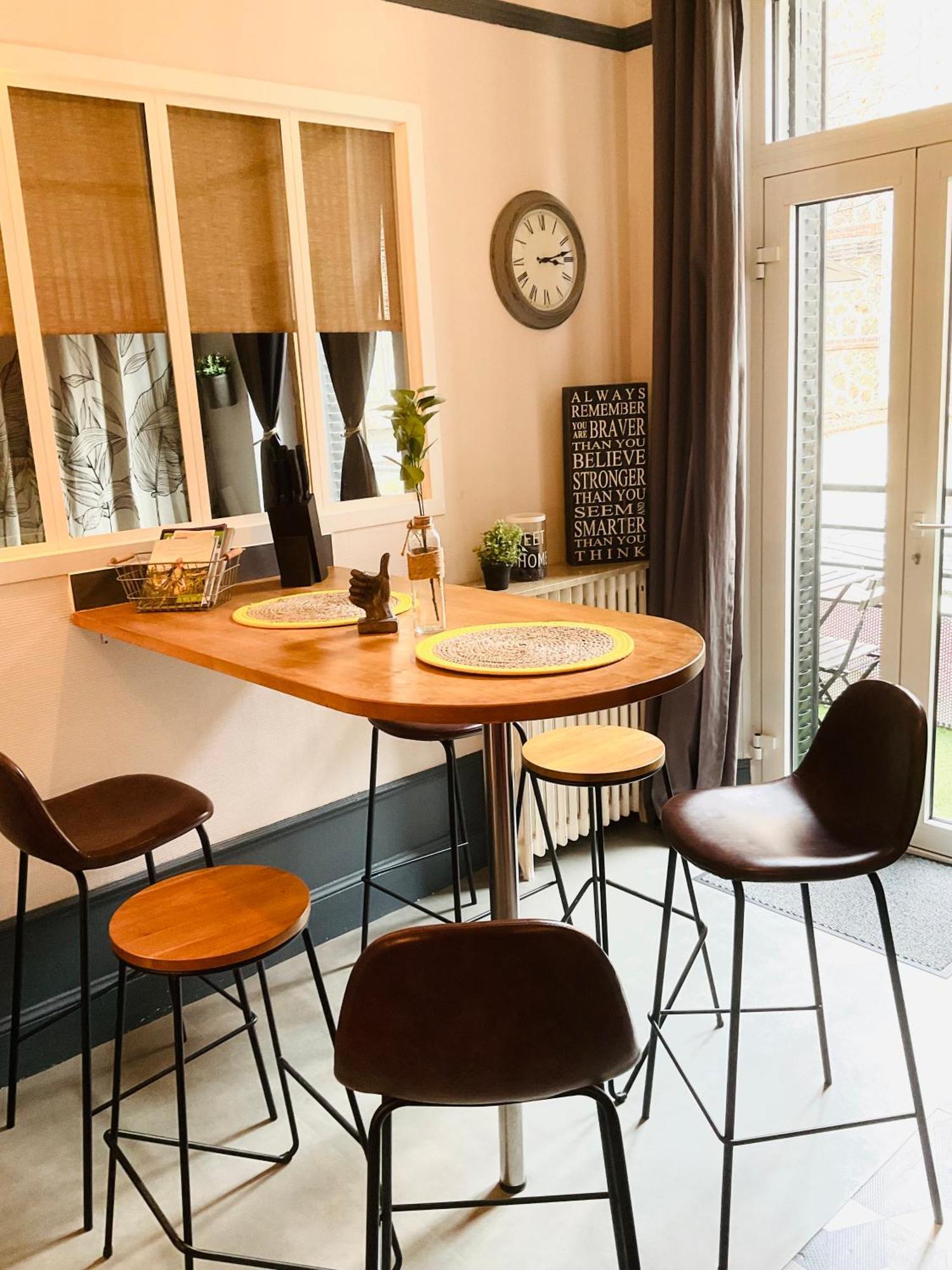 Les Loges Du Theatre Degustation Champagne Offerte Jacuzzi Sauna Jeux Velos Maison Prive 150M2 Historique 14Pers Max Emplacement Exceptionnel Et Chic, 200M De L'Avenue De Champagne, Gare, Musee, Jardins, Restaurations, Toutes Commodites Épernay Exteriör bild