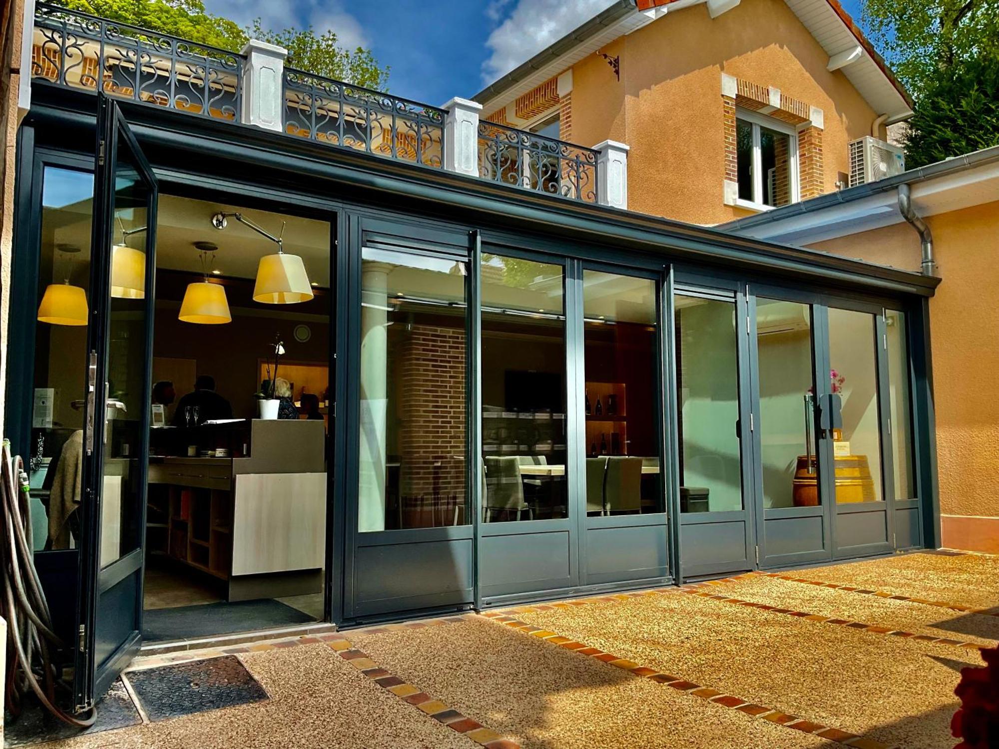 Les Loges Du Theatre Degustation Champagne Offerte Jacuzzi Sauna Jeux Velos Maison Prive 150M2 Historique 14Pers Max Emplacement Exceptionnel Et Chic, 200M De L'Avenue De Champagne, Gare, Musee, Jardins, Restaurations, Toutes Commodites Épernay Exteriör bild