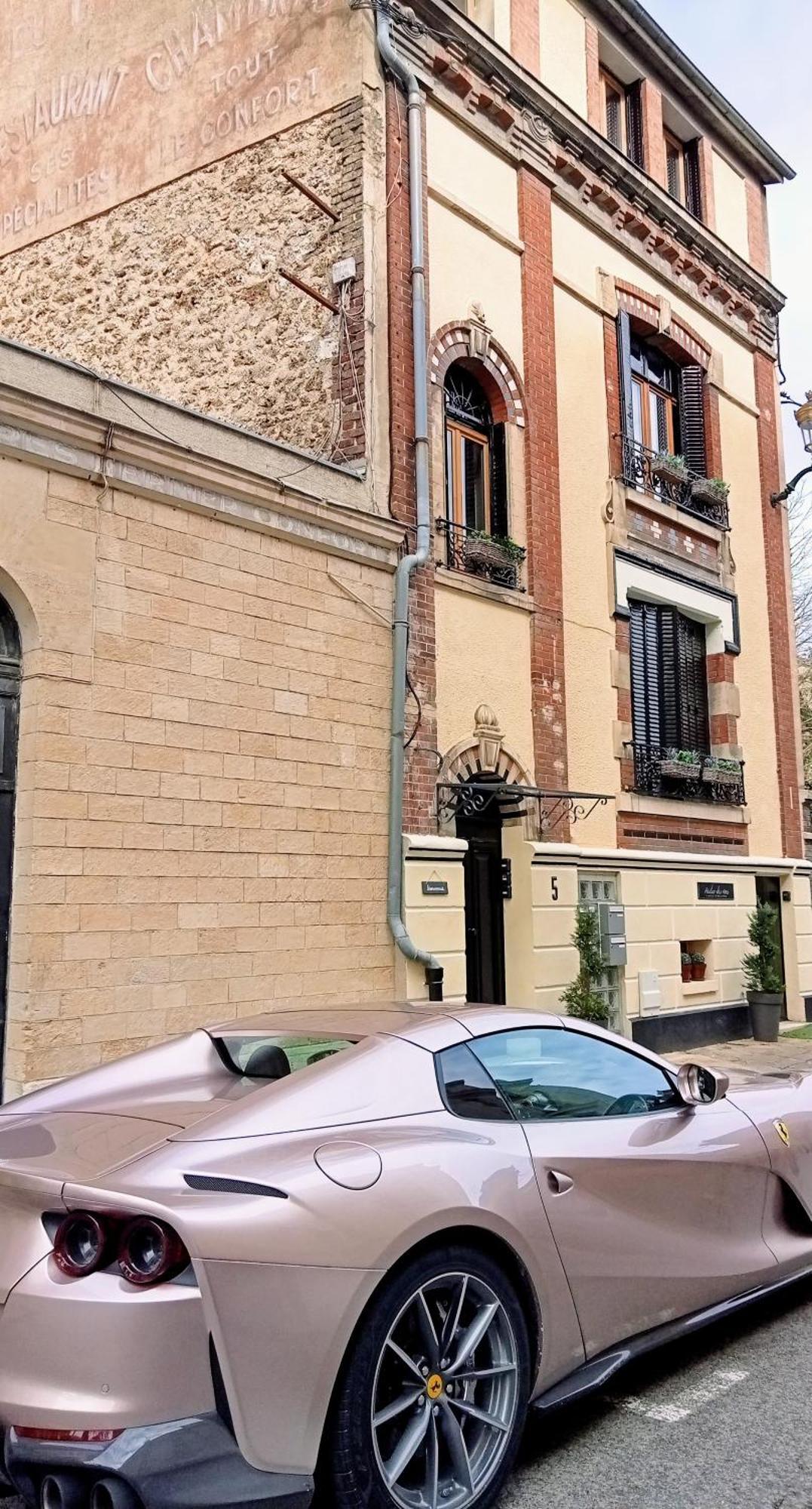 Les Loges Du Theatre Degustation Champagne Offerte Jacuzzi Sauna Jeux Velos Maison Prive 150M2 Historique 14Pers Max Emplacement Exceptionnel Et Chic, 200M De L'Avenue De Champagne, Gare, Musee, Jardins, Restaurations, Toutes Commodites Épernay Exteriör bild