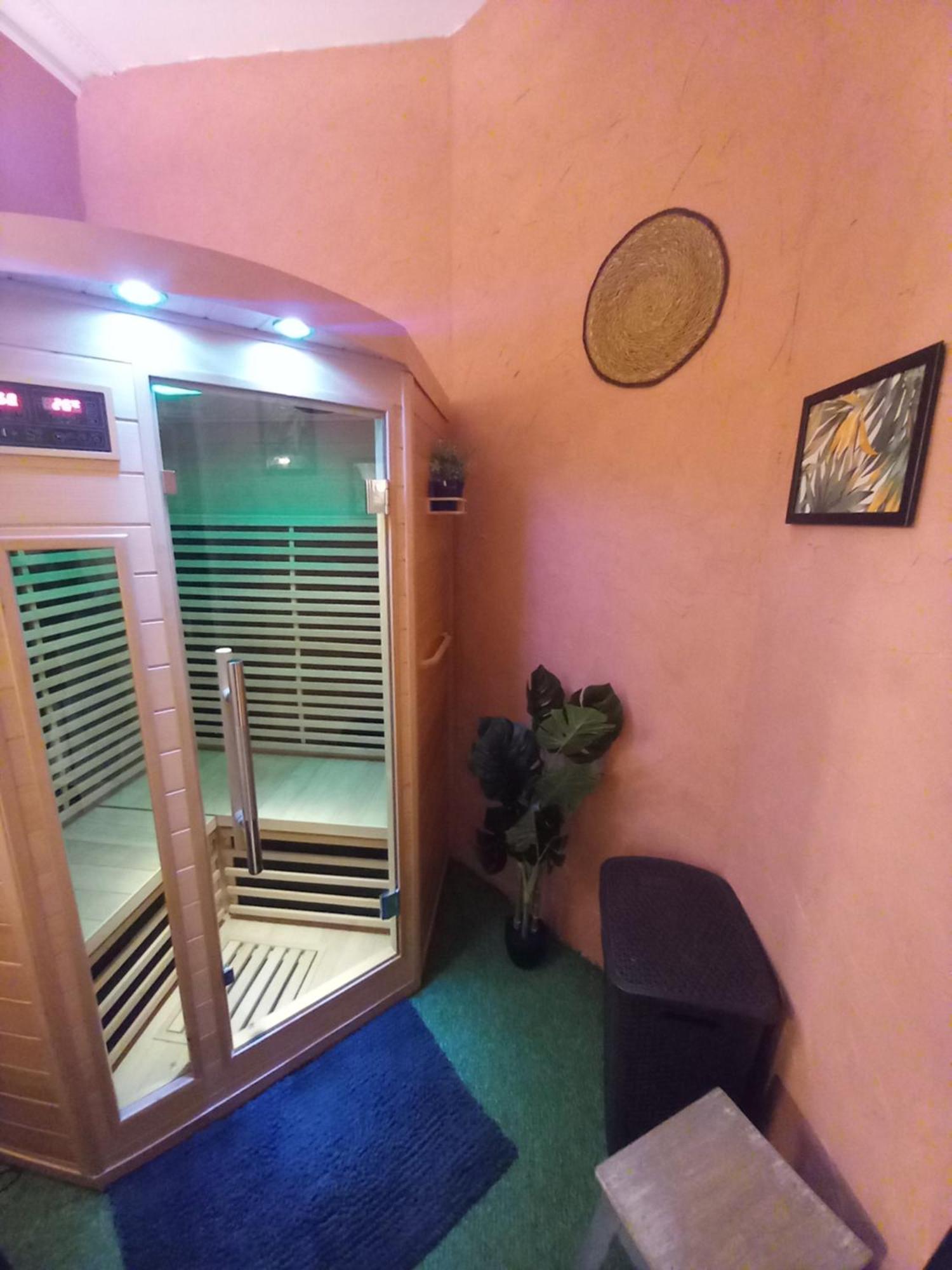 Les Loges Du Theatre Degustation Champagne Offerte Jacuzzi Sauna Jeux Velos Maison Prive 150M2 Historique 14Pers Max Emplacement Exceptionnel Et Chic, 200M De L'Avenue De Champagne, Gare, Musee, Jardins, Restaurations, Toutes Commodites Épernay Exteriör bild