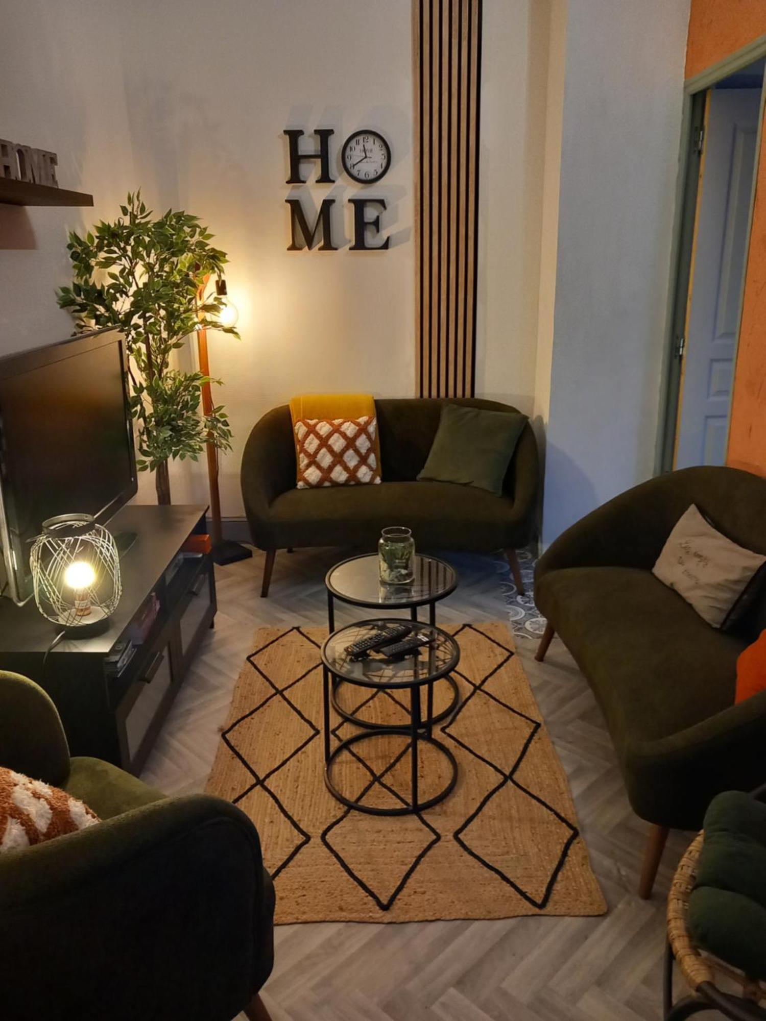Les Loges Du Theatre Degustation Champagne Offerte Jacuzzi Sauna Jeux Velos Maison Prive 150M2 Historique 14Pers Max Emplacement Exceptionnel Et Chic, 200M De L'Avenue De Champagne, Gare, Musee, Jardins, Restaurations, Toutes Commodites Épernay Exteriör bild