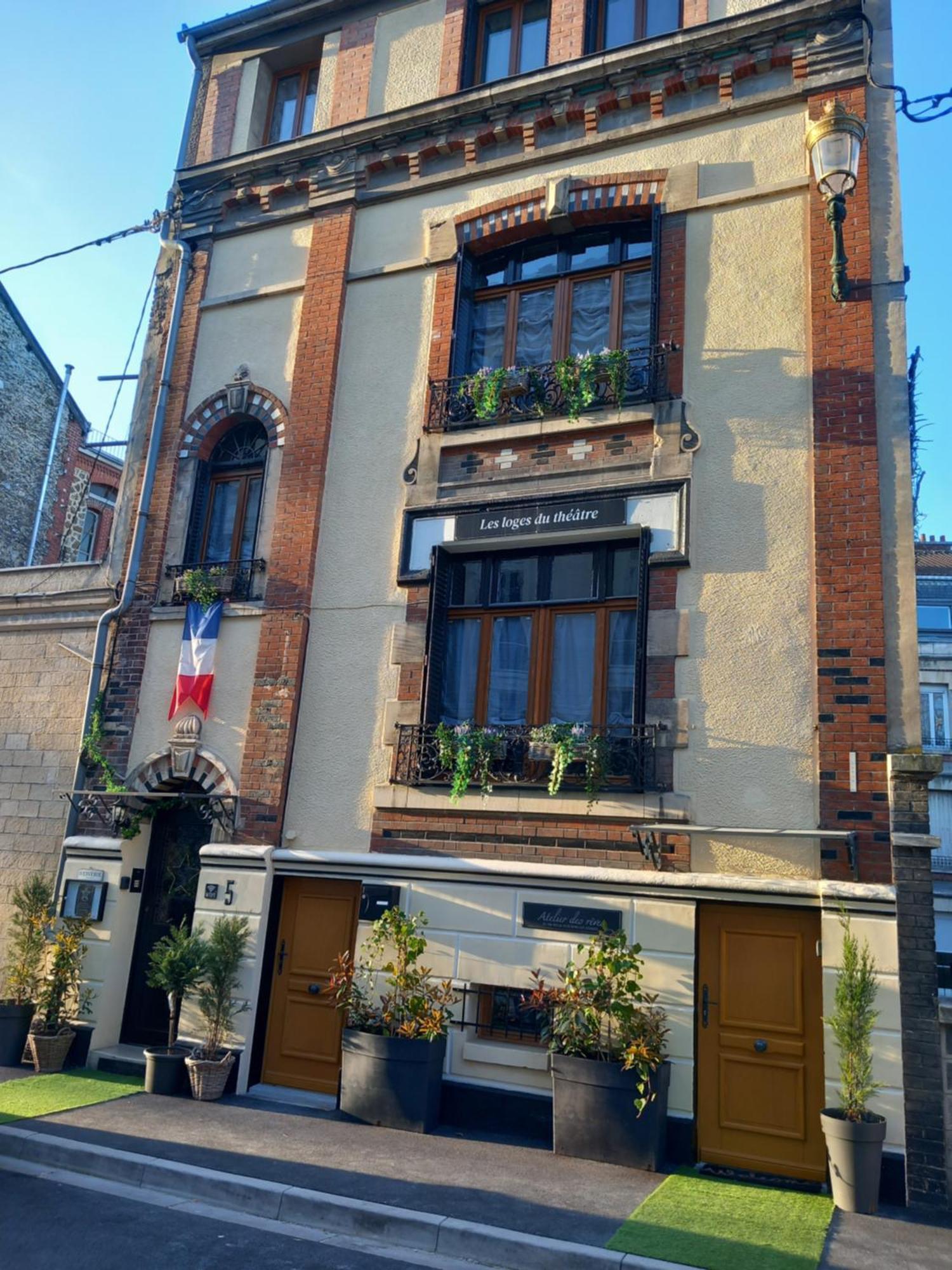 Les Loges Du Theatre Degustation Champagne Offerte Jacuzzi Sauna Jeux Velos Maison Prive 150M2 Historique 14Pers Max Emplacement Exceptionnel Et Chic, 200M De L'Avenue De Champagne, Gare, Musee, Jardins, Restaurations, Toutes Commodites Épernay Exteriör bild