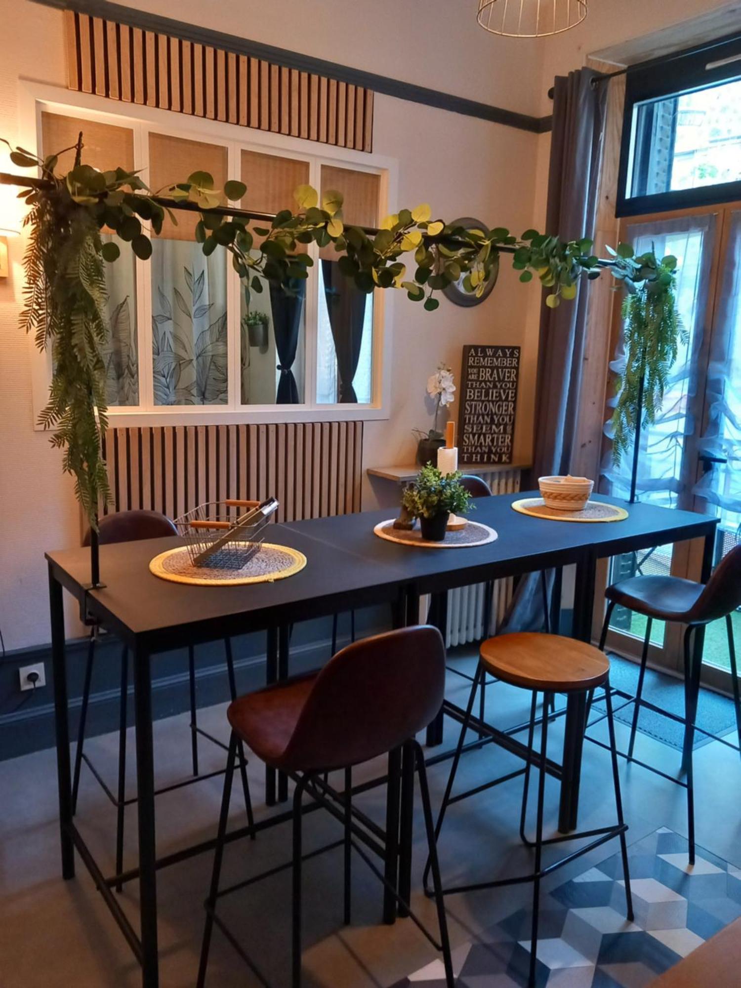 Les Loges Du Theatre Degustation Champagne Offerte Jacuzzi Sauna Jeux Velos Maison Prive 150M2 Historique 14Pers Max Emplacement Exceptionnel Et Chic, 200M De L'Avenue De Champagne, Gare, Musee, Jardins, Restaurations, Toutes Commodites Épernay Exteriör bild
